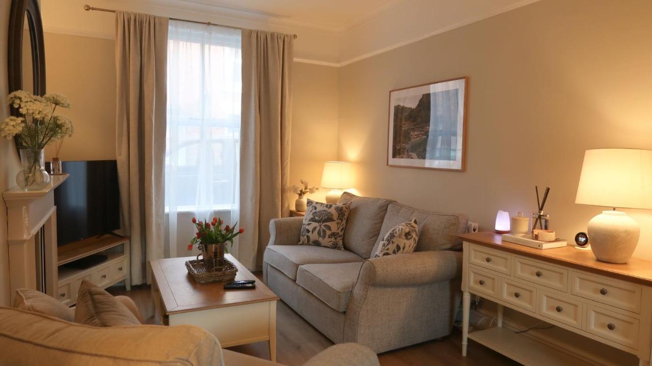 Luxury Living Outside The City Walls - Sleeps Six! Chester Exteriér fotografie