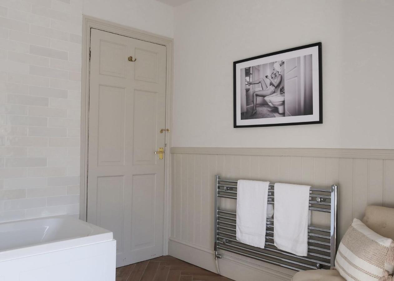 Luxury Living Outside The City Walls - Sleeps Six! Chester Exteriér fotografie