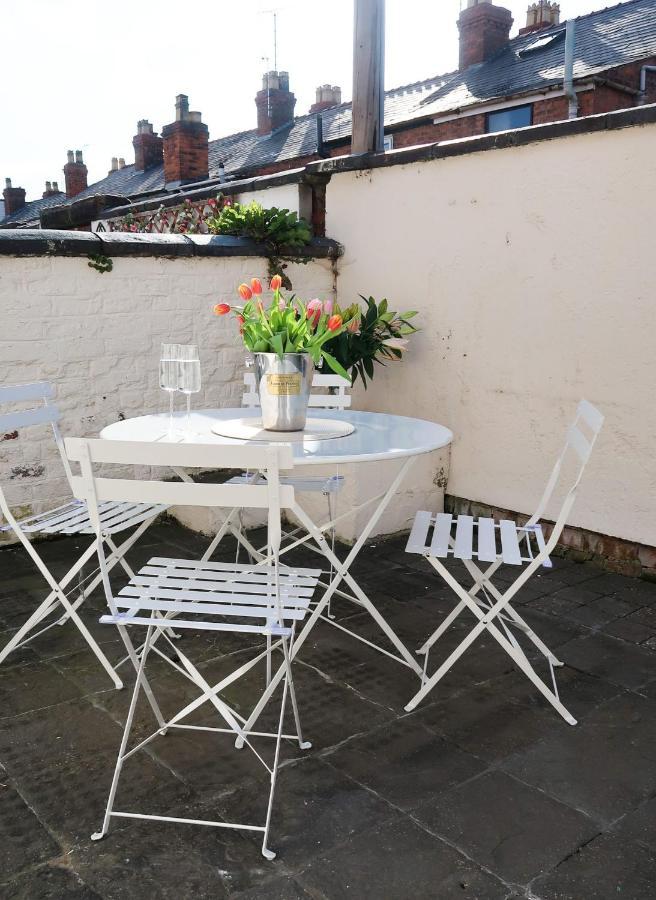 Luxury Living Outside The City Walls - Sleeps Six! Chester Exteriér fotografie